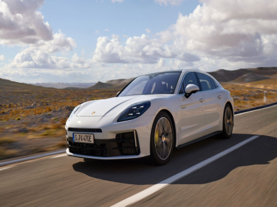 Itthon is szembejöhetnek a legújabb Porsche Panamerák